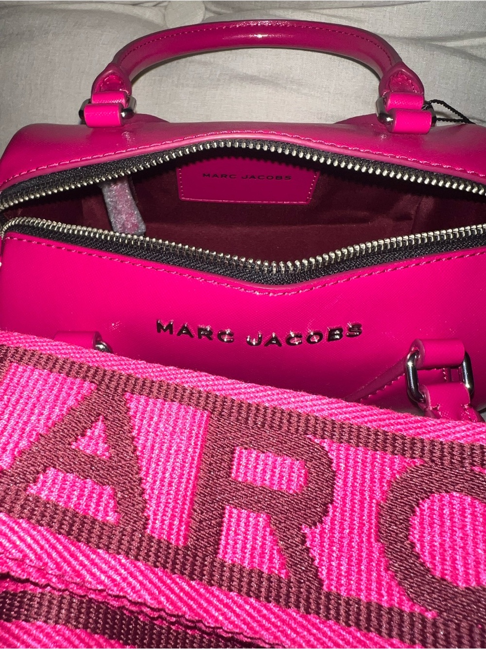 π Marc Jacobs logo barrel crossbody bag - Picture 8 of 8
